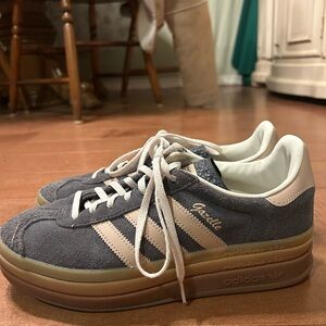 Adidas Women's Gazelle Gray and Cream Sneakers